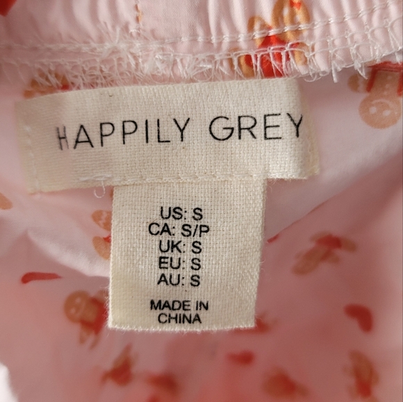 NWT Happily Grey Pink Gingerbread Men & Hearts Patterned Holiday Boxer Shorts - Picture 4 of 5